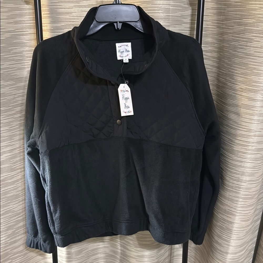Hippie Rose Black Pullover